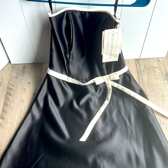 Scott McClintock Dress Size 6 Strapless Black Satin & White Trim  Bow NWT - Picture 1 of 11